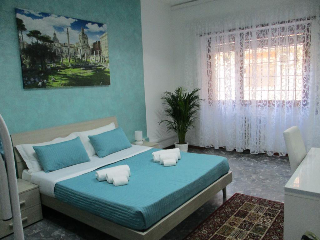 Maxim Rooms Рим Екстериор снимка