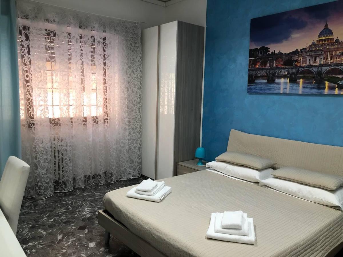 Maxim Rooms Рим Екстериор снимка