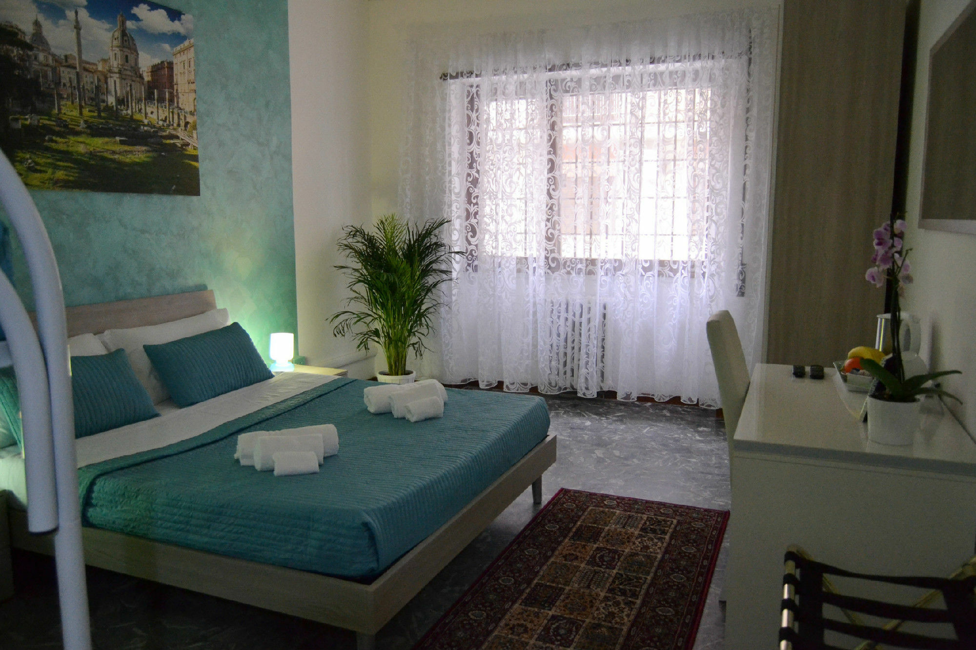 Maxim Rooms Рим Екстериор снимка